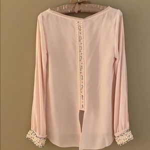 Women’s guess long sleeve blouse